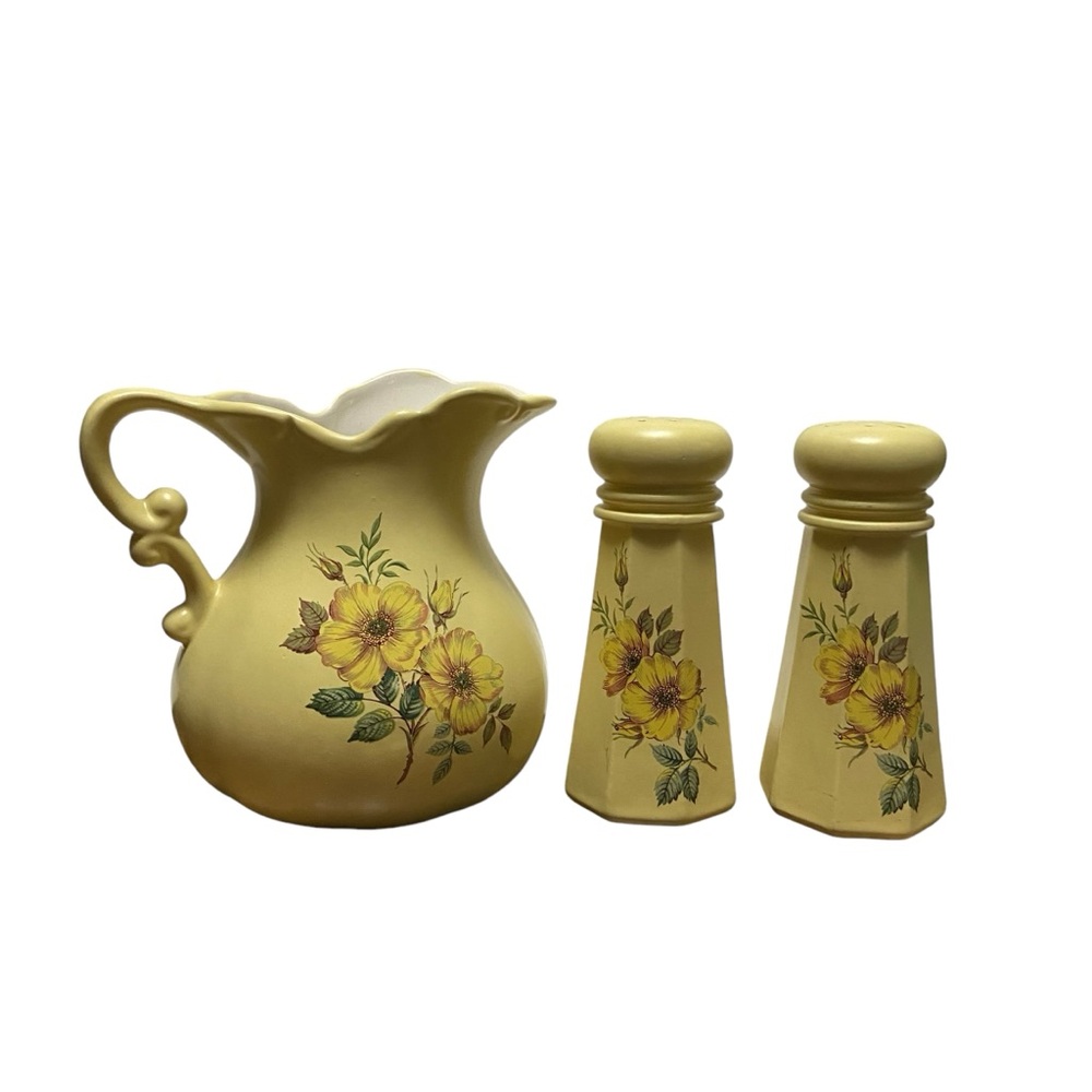 Vintage 70’s Hand Painted Ceramic 5” Pitcher Salt & Pepper Set Yellow